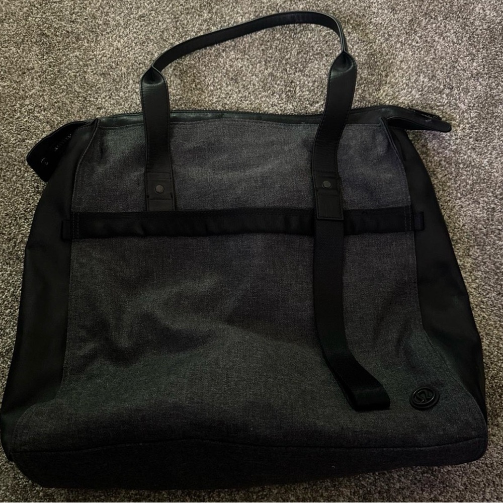 Lululemon Follow Your Bliss Tote Black Gray Gym Yoga Travel Laptop Carryall Bag - Picture 11 of 12